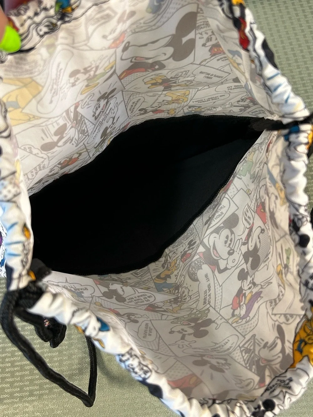 Disney Comic Drawstring Backpack-NWOT 😍❤️‍🔥